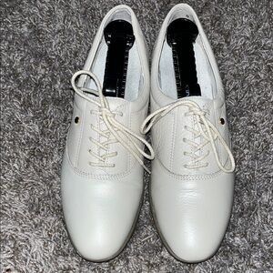 Easy Spirit Women’s Leather Lace-Up Shoes